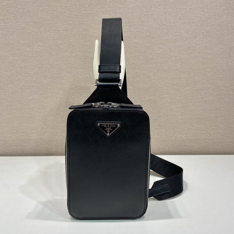 Pra*a waist chest packs